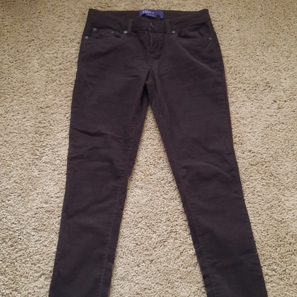 Chocolate colored lightweight corduroy skinny pants